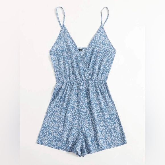 SHEIN Pants - SHEIN Ditsy Floral Cami Romper